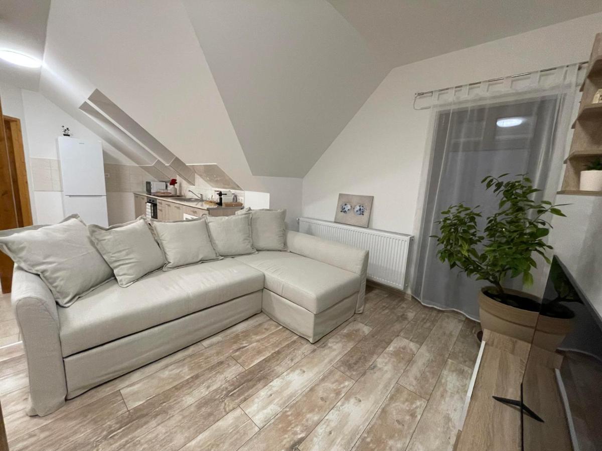 Taverna Apartman مونور المظهر الخارجي الصورة